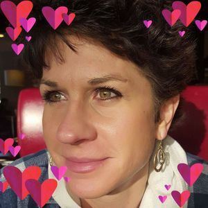 Meet your Posher, Beth